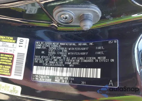 2018 Toyota Sienna Le 8 Passenger z USA, uszkodzony, nr VIN 5TDKZ3DC0JS948014